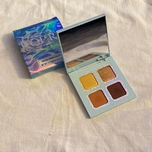 Kylie Cosmetics x Kourtney Kardashian Pressed Powder Palette